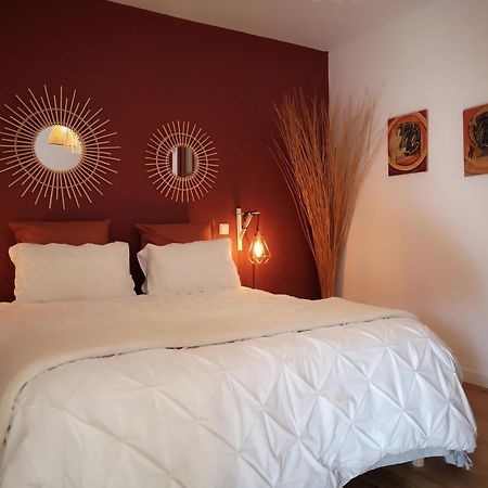 Au Gray Du Temps Suspendu Bed & Breakfast Pleslin-Trigavou Luaran gambar