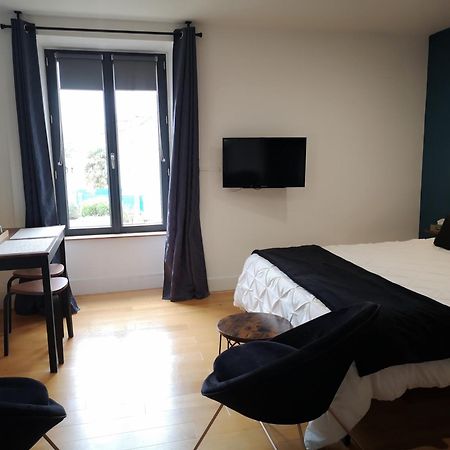 Au Gray Du Temps Suspendu Bed & Breakfast Pleslin-Trigavou Luaran gambar